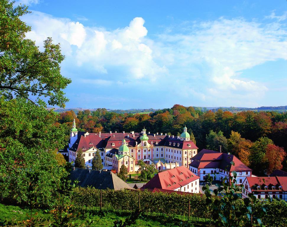 Gaestehaeuser St. Marienthal Kültér fotó
